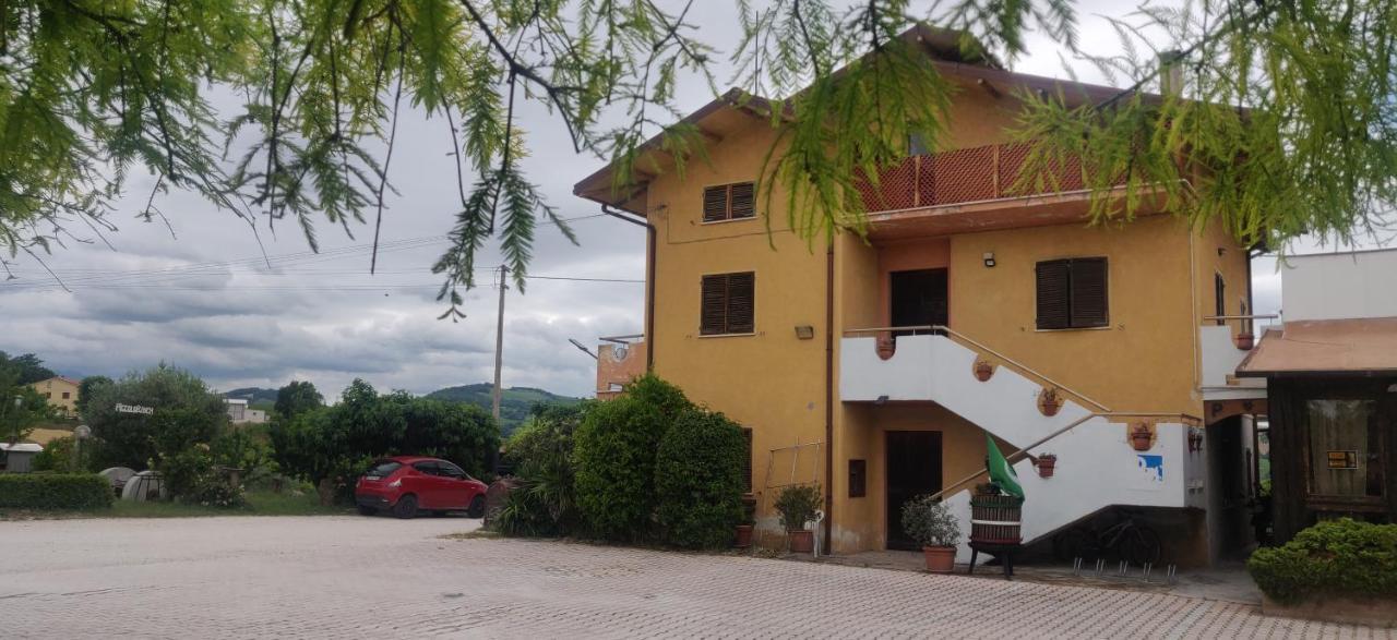 Azienda Agrituristica Piccolo Ranch San Pietro  외부 사진